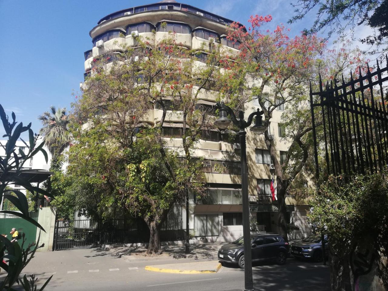 Hotel Montecarlo Santiago de Chile Exterior foto